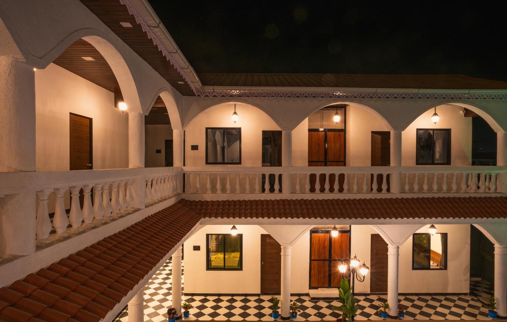 Hotel Sapphire Mansion Alībāg Exterior foto