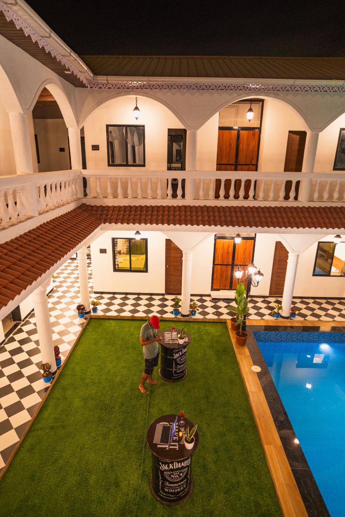 Hotel Sapphire Mansion Alībāg Exterior foto