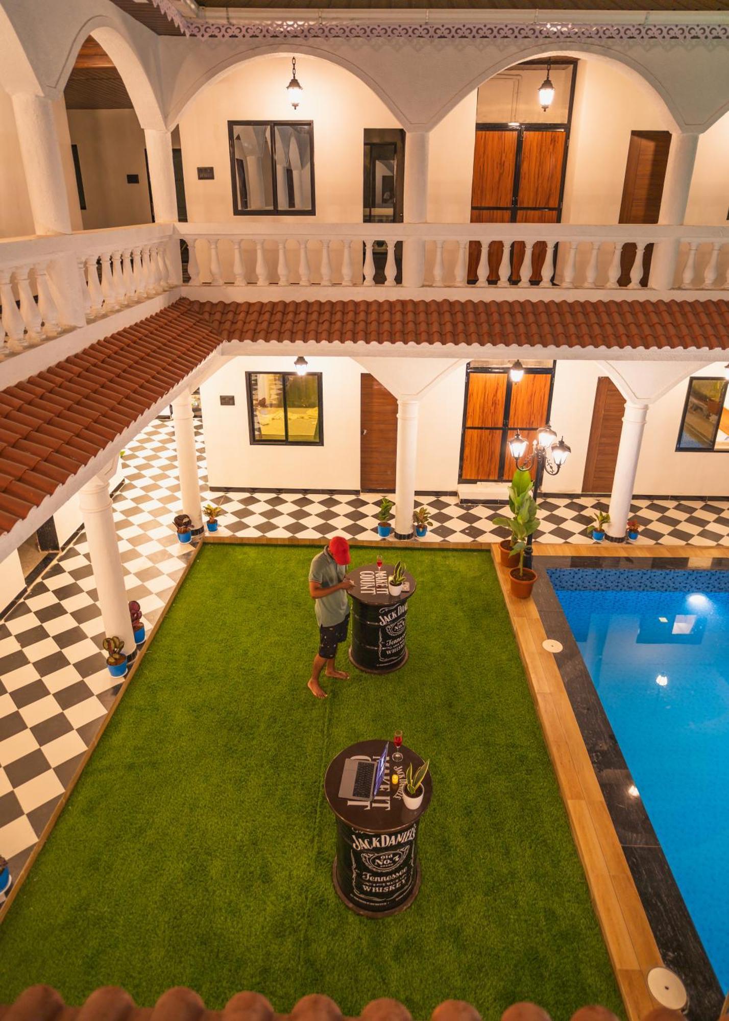 Hotel Sapphire Mansion Alībāg Exterior foto